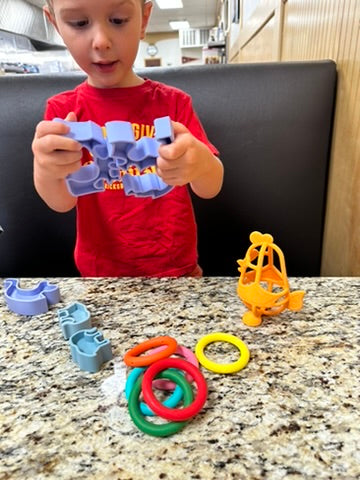Dining Out with a Toddler—Without the Meltdown
